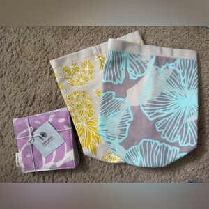 New Jana Lam planters (2) and Coaster set